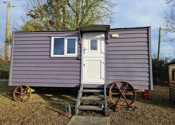 Bramblewick House Glamping * Longford